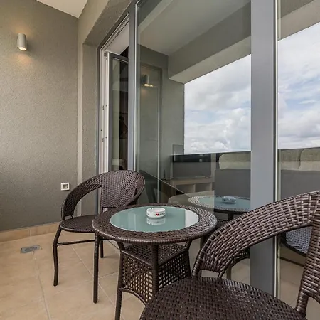 Coresi Modern Apartment Brașov